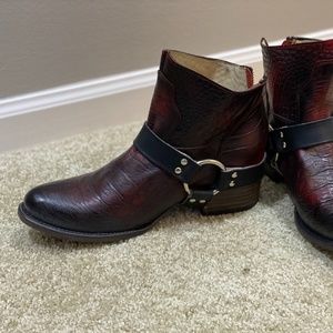 Freebird Santiago Red Harness Crocodile Boots